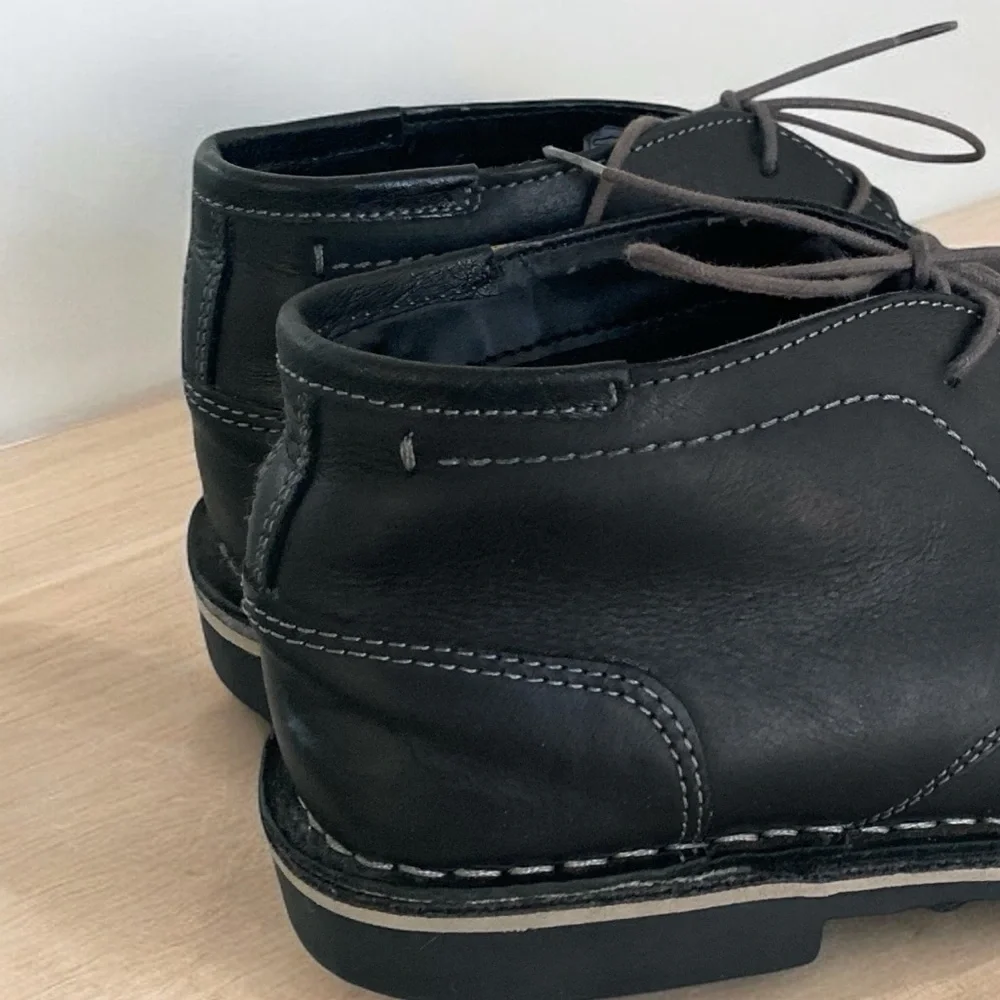 Vintage STEVE MADDEN Leather Harken Chukka Boot Mens Size 7.5 Black
